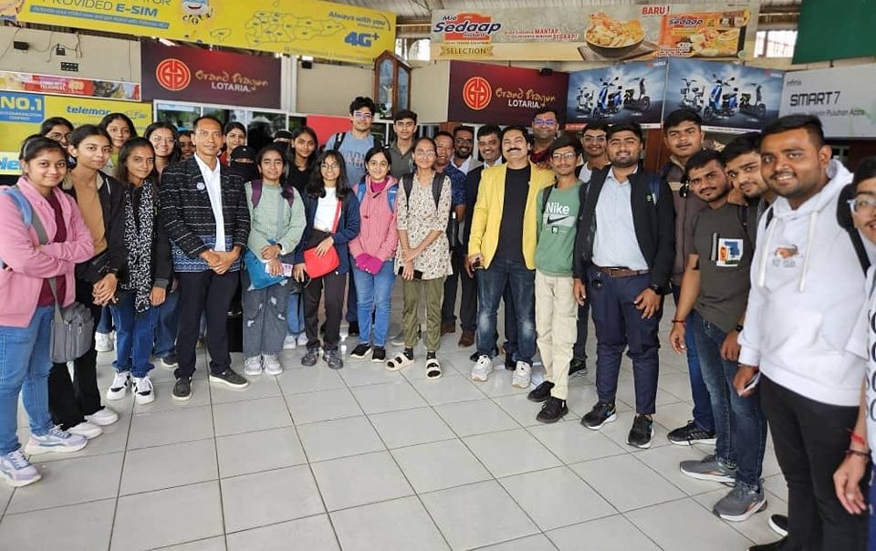 UNPAZ OHIN SIMU TAN ESTUDANTE INTERNASIONAL HAMUTUK NAIN 49 HUSI INDIA