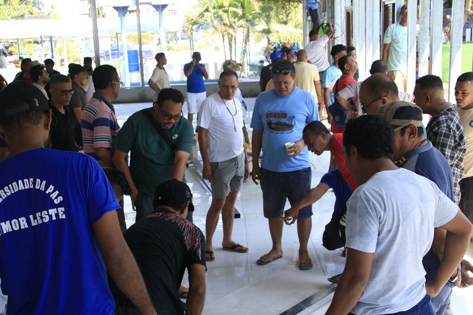 DOMINGO DAHAT NO FERIADU NASIONAL DALA IDA ESTRUTURA UNPAZ NO FUNSIONARIU NAFATIN OBEDESE BA SUPERIO